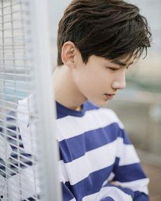 白敬亭熟人爆料视频,娱乐圈背后的真实故事